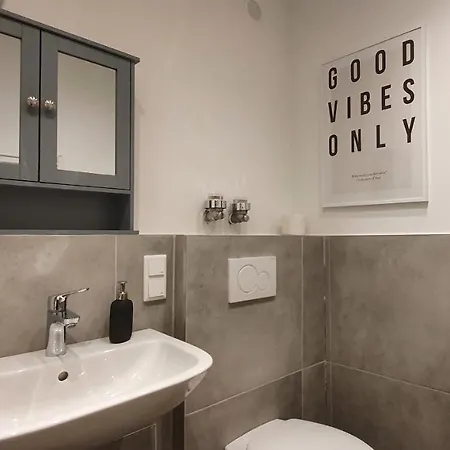 Zentrales - Apartment *